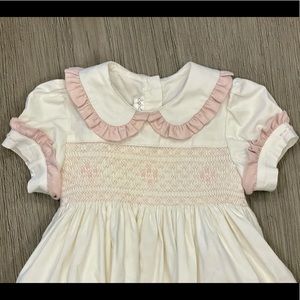 Dondolo girls sz 4 smocked Spring Easter set